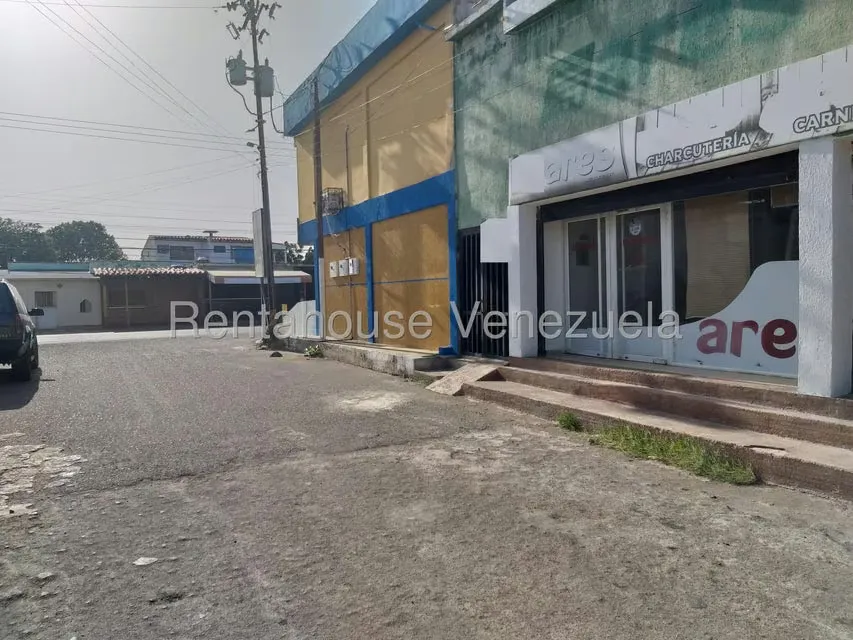 Local Comercial en Alquiler en Puerta Maraven, Falcon - 3