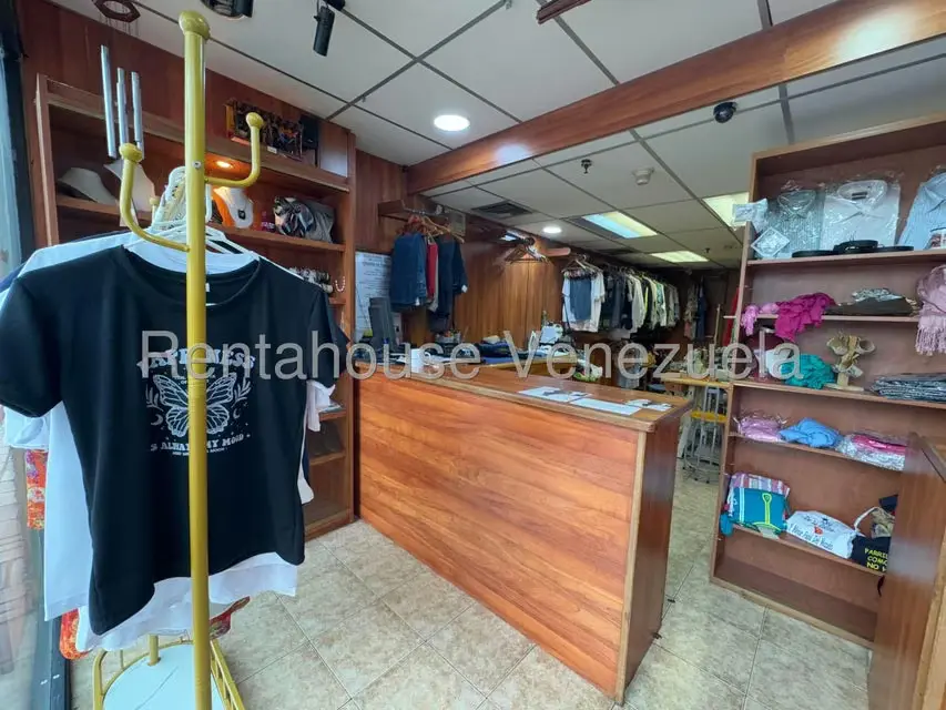 Local Comercial en Venta en Prados del Este, Distrito Metropolitano - 16