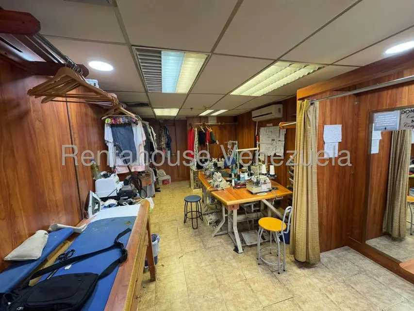 Local Comercial en Venta en Prados del Este, Distrito Metropolitano - 20