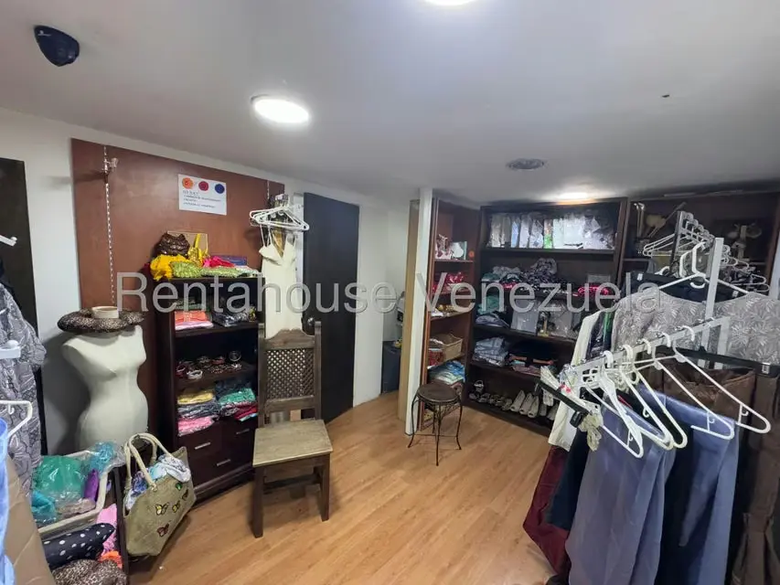 Local Comercial en Venta en Prados del Este, Distrito Metropolitano - 28