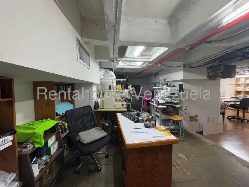 Local Comercial en Venta en Prados del Este, Distrito Metropolitano - 32