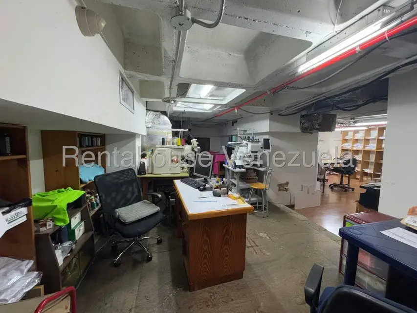 Local Comercial en Venta en Prados del Este, Distrito Metropolitano - 33