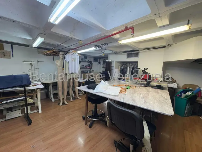 Local Comercial en Venta en Prados del Este, Distrito Metropolitano - 35