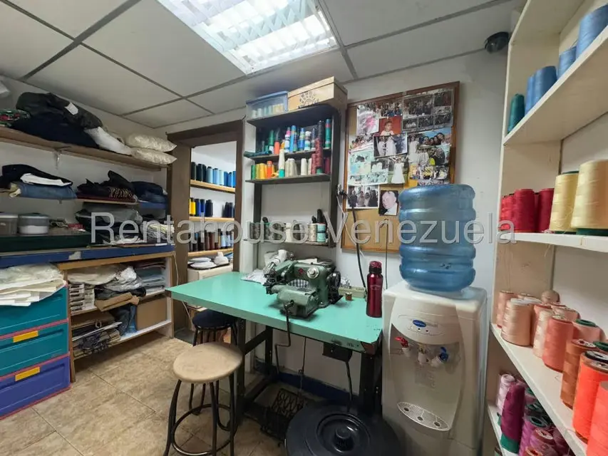 Local Comercial en Venta en Prados del Este, Distrito Metropolitano - 40
