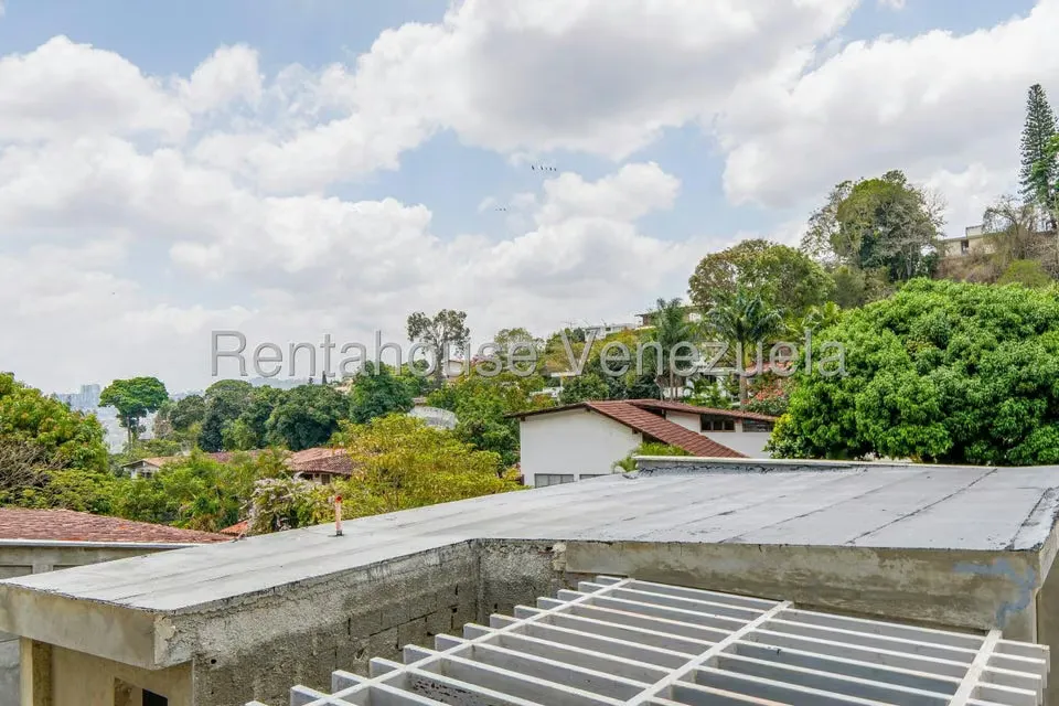 Casa (Multipes Niveles) en Venta en Prados del Este, Distrito Metropolitano - 25