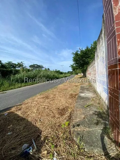 Terreno (Finca) en Venta en Santa Lucia, Miranda - 19
