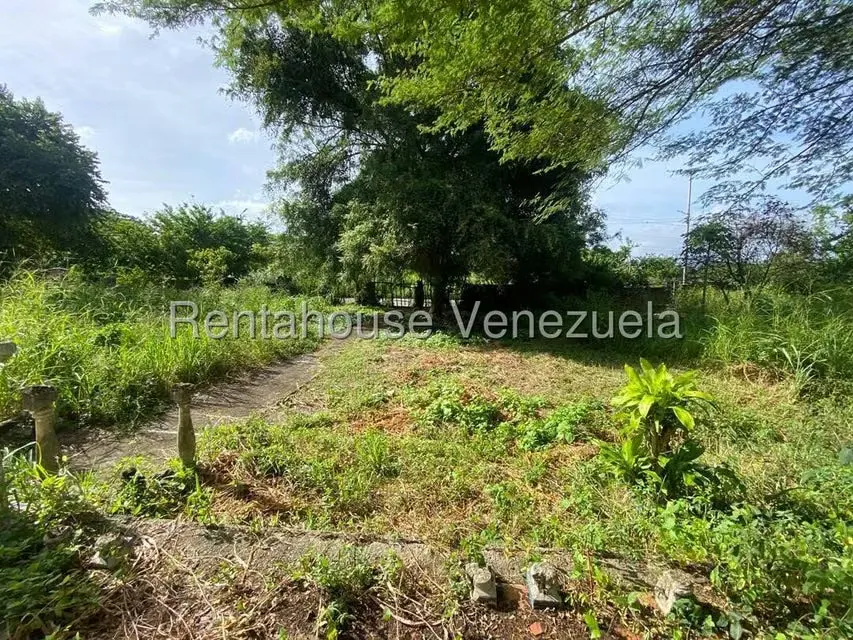 Terreno (Finca) en Venta en Santa Lucia, Miranda - 7