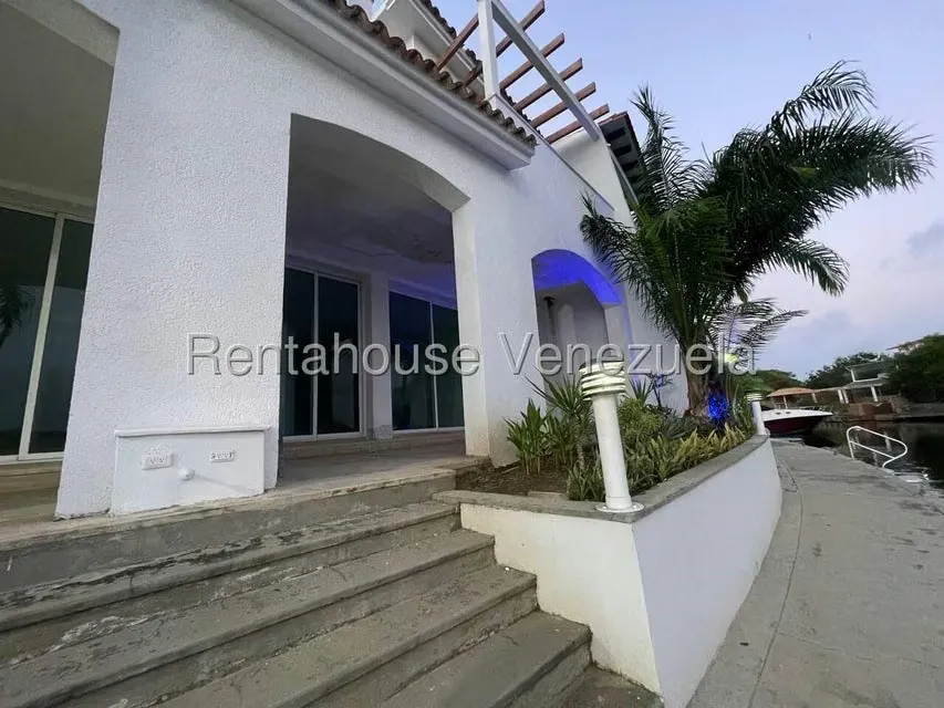 Casa (Multipes Niveles) en Venta en Puerto Encantado, Miranda - 13