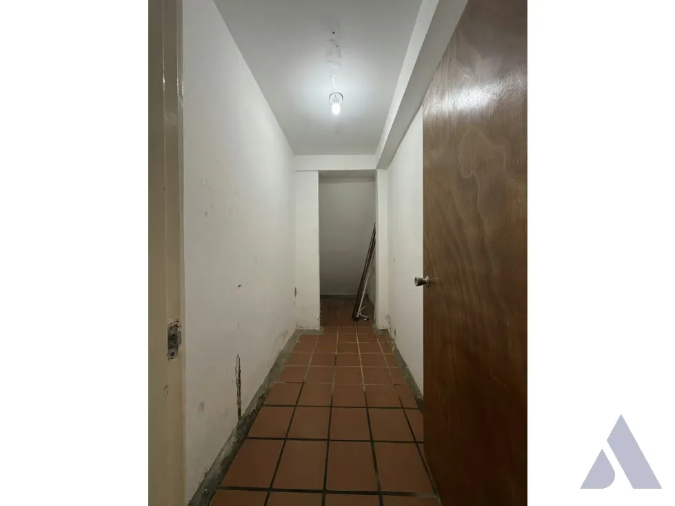 Alquilo local comercial a pie de calle 118m2 Los Guayabitos 8363 - 2