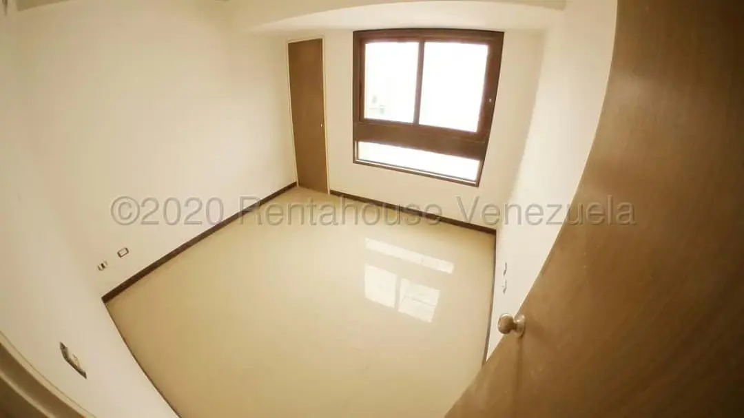 Apartamento (1 Nivel) en Venta en Parroquia La Candelaria, Distrito Metropolitano - 16