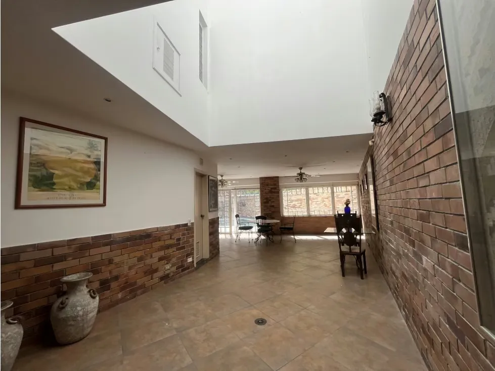 Casa en venta Colinas de Bello Monte vista al Ávila, calle privada - 9