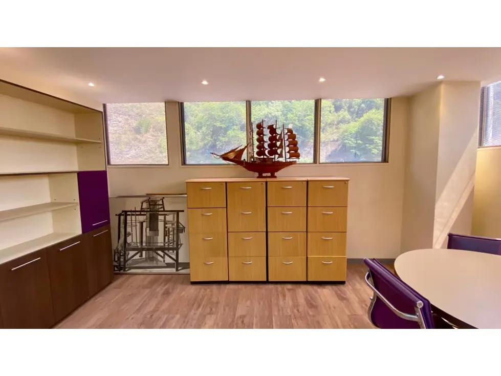 Vendo edificio industrial 4.200m2 Guarenas 0916 - 11
