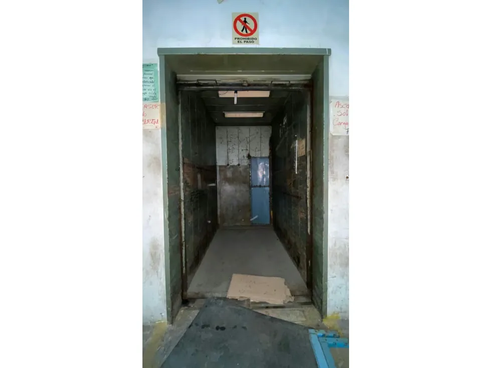 Vendo edificio industrial 4.200m2 Guarenas 0916 - 48