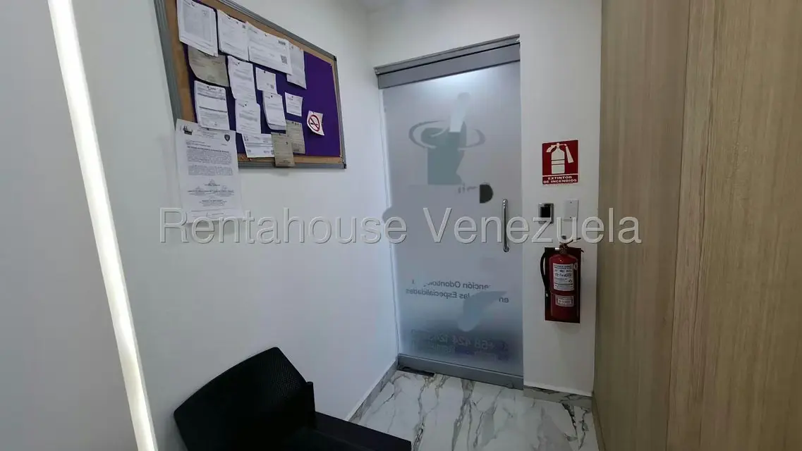 Consultorio Medico en Venta en La Trinidad, Distrito Metropolitano - 26