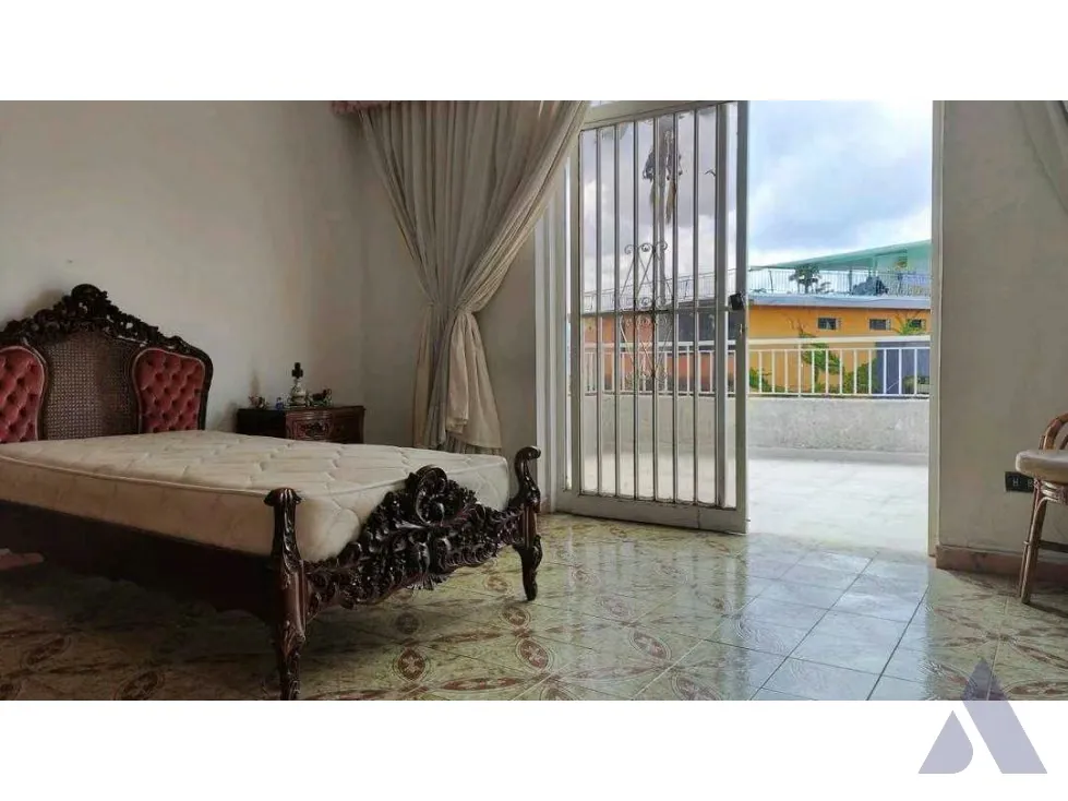 Vendo casa 601m2 Las Palmas 1092 - 33