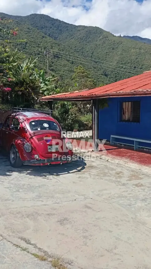 En Venta Terreno en La Mucuy Baja. - 3