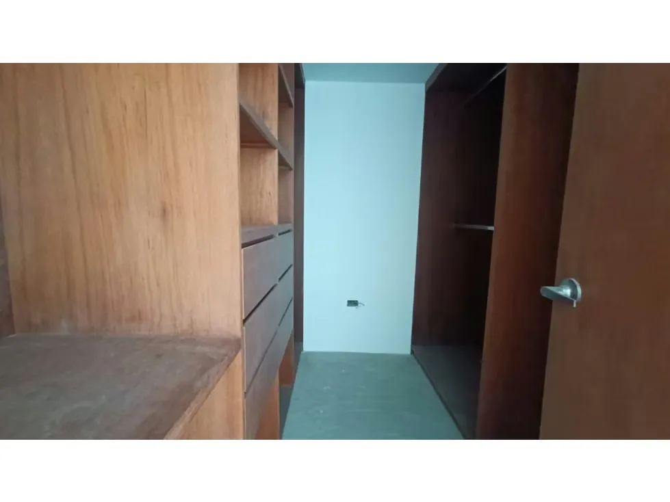 Vendo Ph duplex 204m2 Lomas de Las Mercedes 4155 - 8