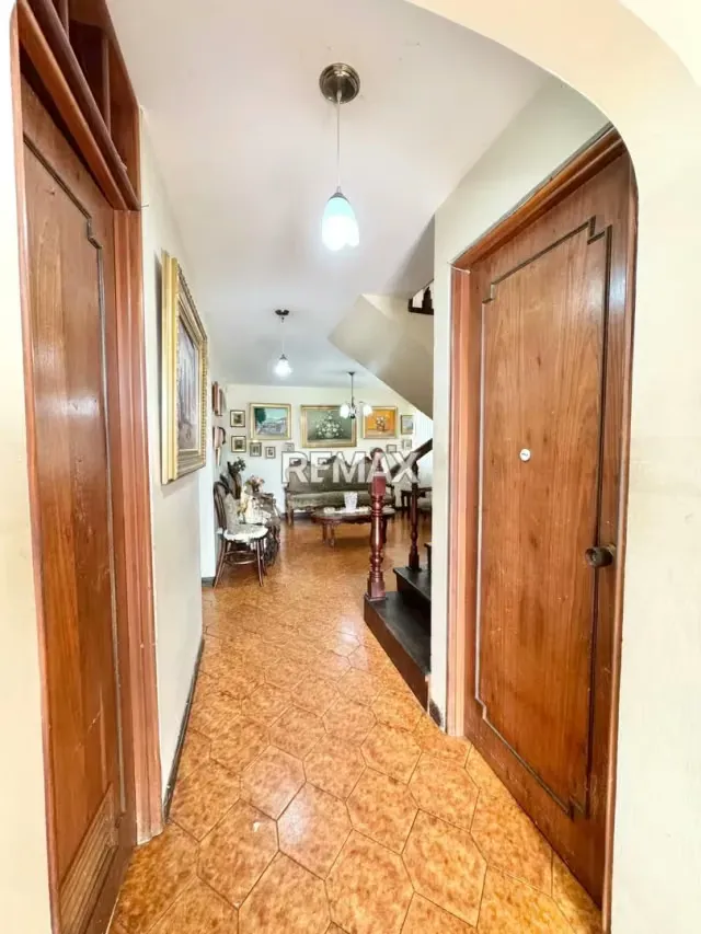 En Venta Casa esquinera en Las Yayas, los Naranjos, a una cuadra de la Cruz Roja - 7