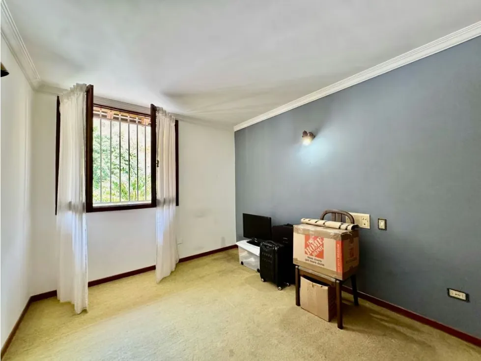 Se vende casa 900m2 4h+s+anexo Colinas de Tamanaco - 20