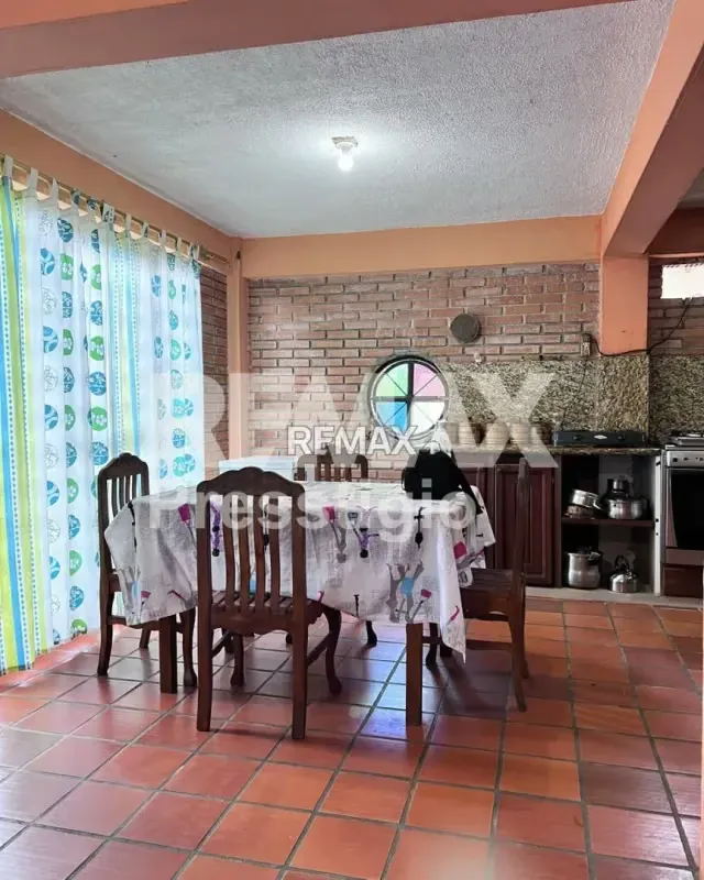 Casa en venta - 3