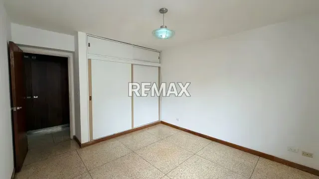 AMPLIO APARTAMENTO EN VENTA EN CHACAO - 13