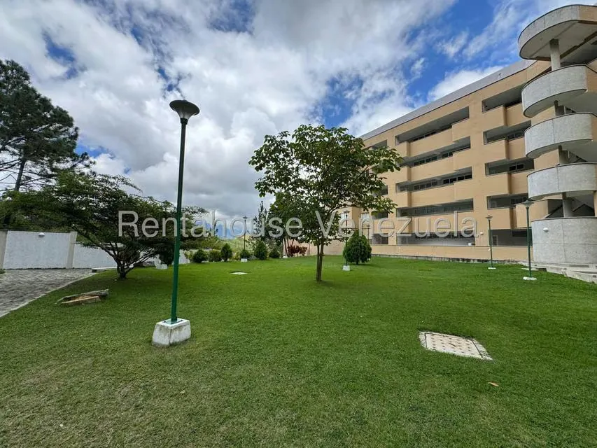 Apartamento (Duplex) en Alquiler en La Lagunita Country Club, Distrito Metropolitano - 28