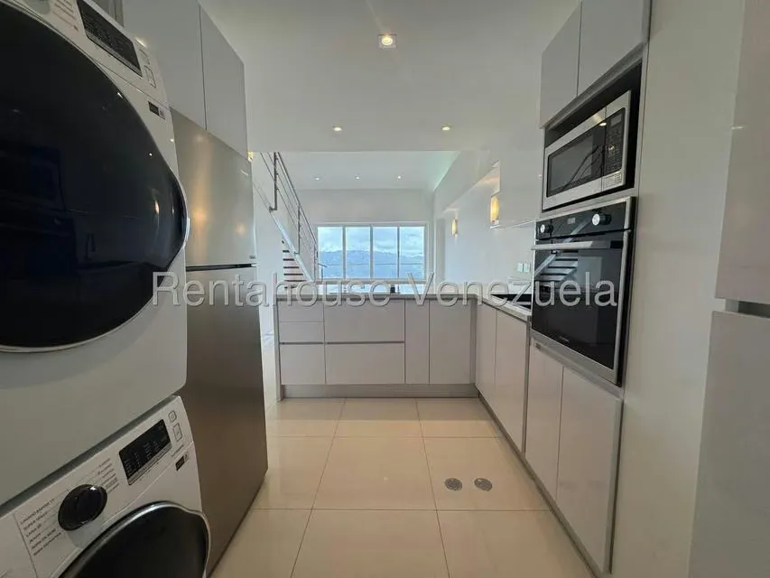 Apartamento (Duplex) en Alquiler en La Lagunita Country Club, Distrito Metropolitano - 10