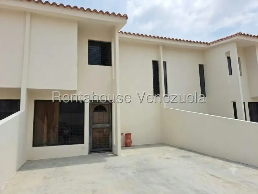 Townhouse (Duplex) en Venta en Ciudad Alianza, Carabobo