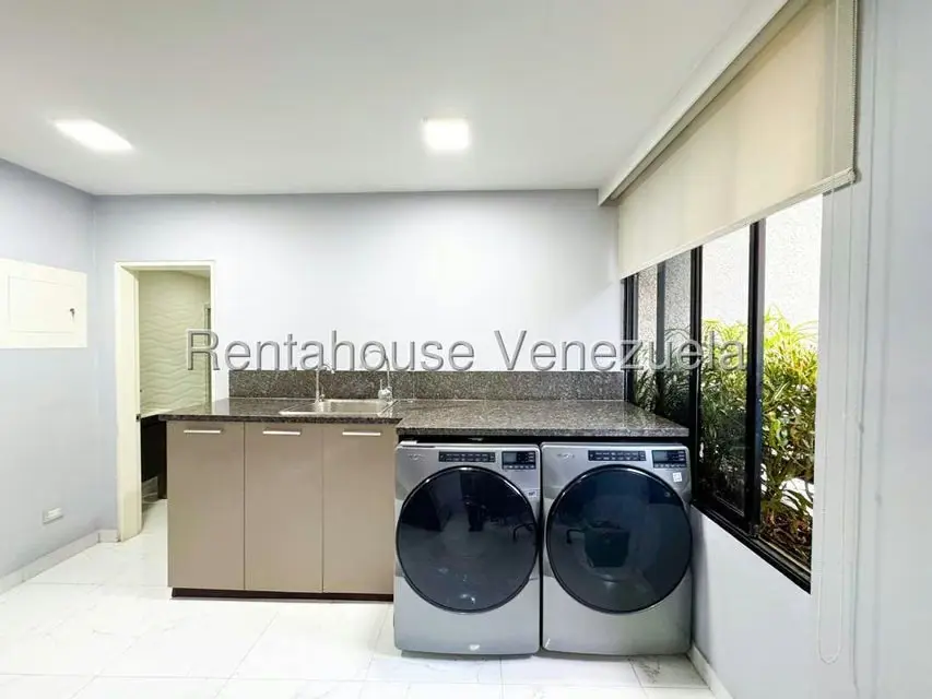 Apartamento (Penthouse) en Venta en Colinas de Valle Arriba, Distrito Metropolitano - 12