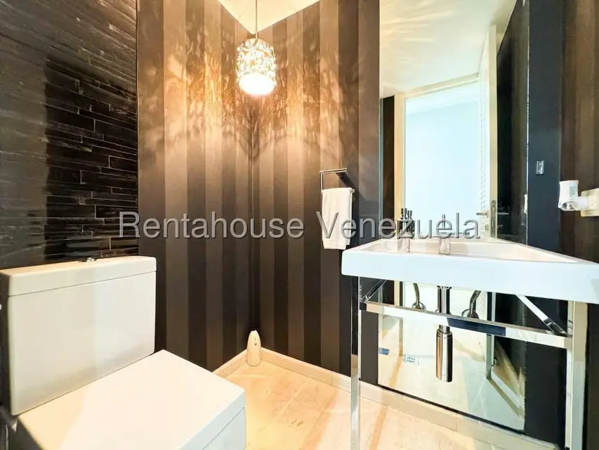 Apartamento (Penthouse) en Venta en Colinas de Valle Arriba, Distrito Metropolitano - 13