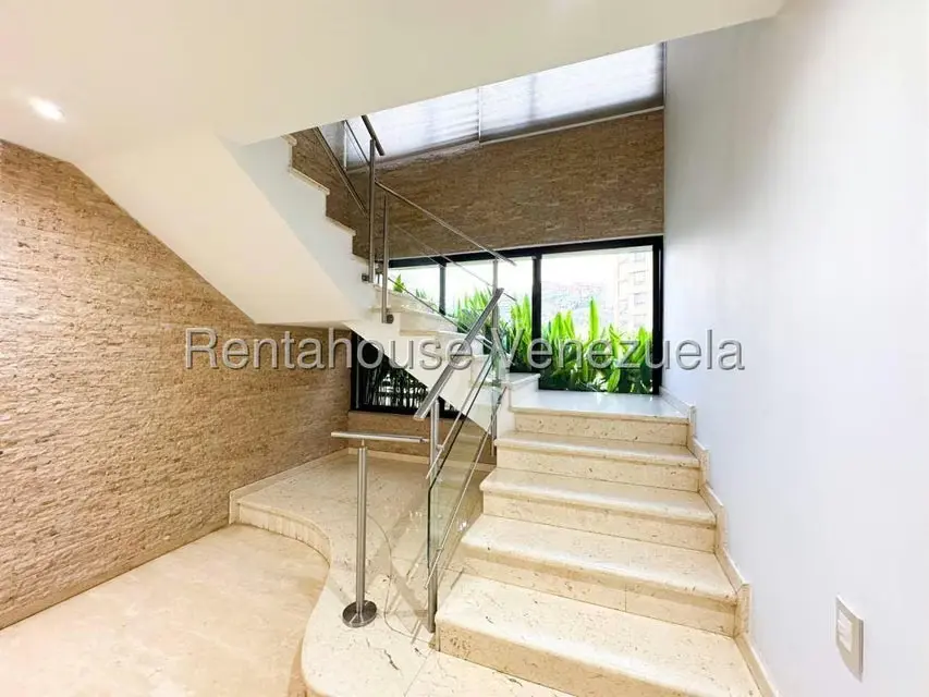 Apartamento (Penthouse) en Venta en Colinas de Valle Arriba, Distrito Metropolitano - 19