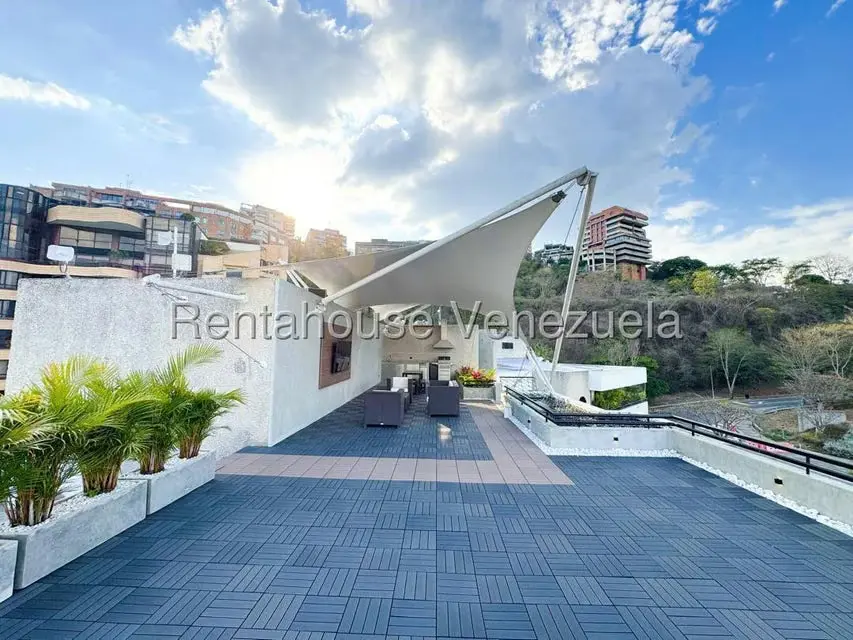 Apartamento (Penthouse) en Venta en Colinas de Valle Arriba, Distrito Metropolitano - 38