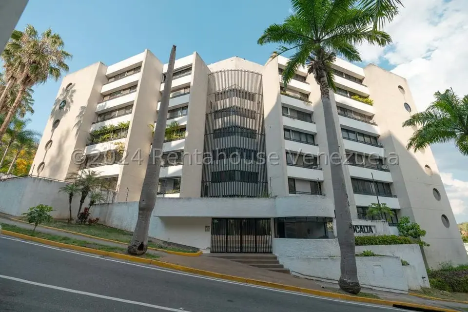 Apartamento (Penthouse) en Venta en Colinas de Valle Arriba, Distrito Metropolitano - 43