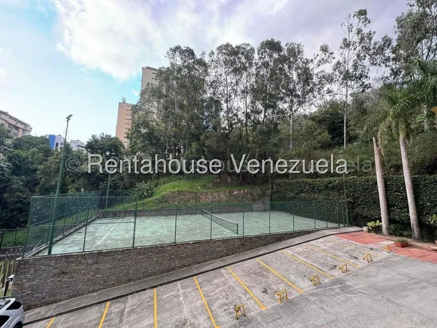 Apartamento (1 Nivel) en Venta en El Cigarral, Distrito Metropolitano - 16