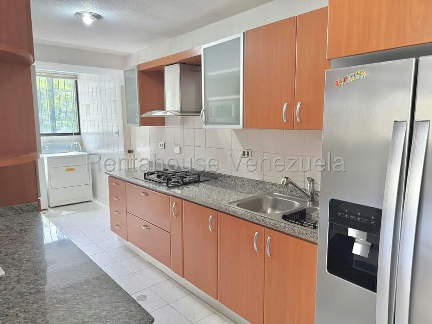 Apartamento (1 Nivel) en Venta en El Cigarral, Distrito Metropolitano - 5