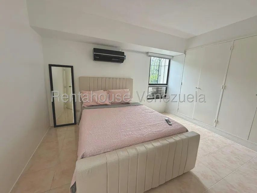 Apartamento (1 Nivel) en Venta en El Cigarral, Distrito Metropolitano - 8