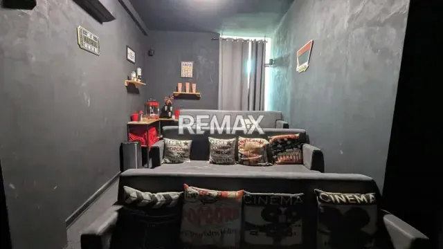 En venta casa Moderna ubicada en Lomas del country Club - 3