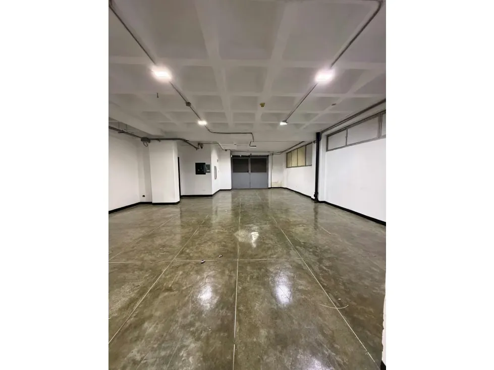 Vendo edificio industrial 2529m2 El Llanito 0562 - 7
