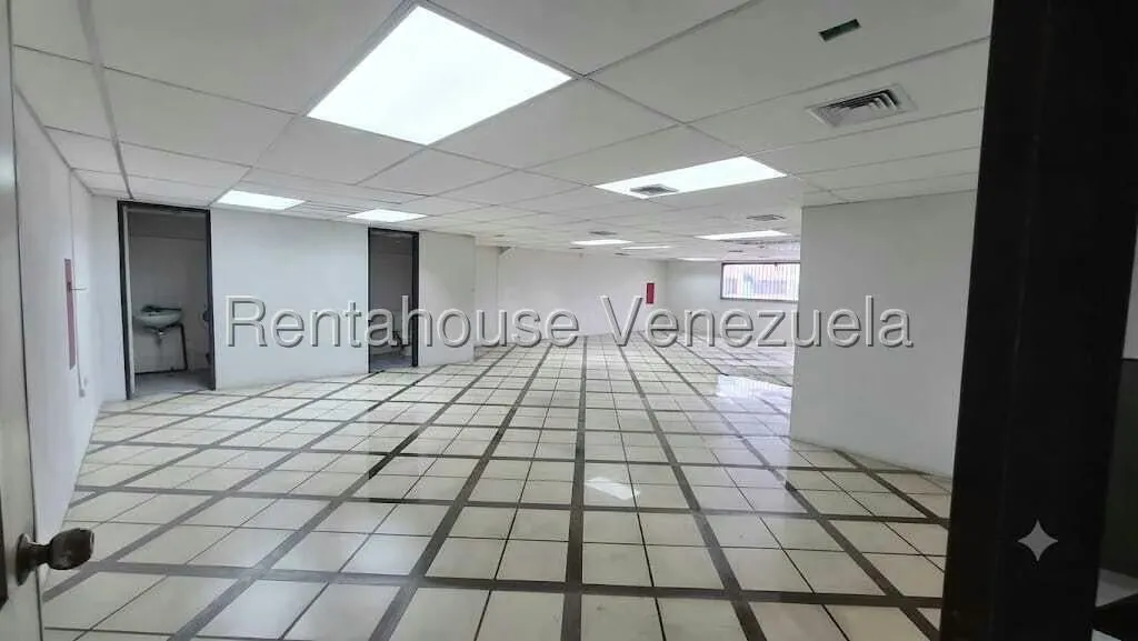 Local Comercial en Venta en Zona Industrial, Carabobo - 19