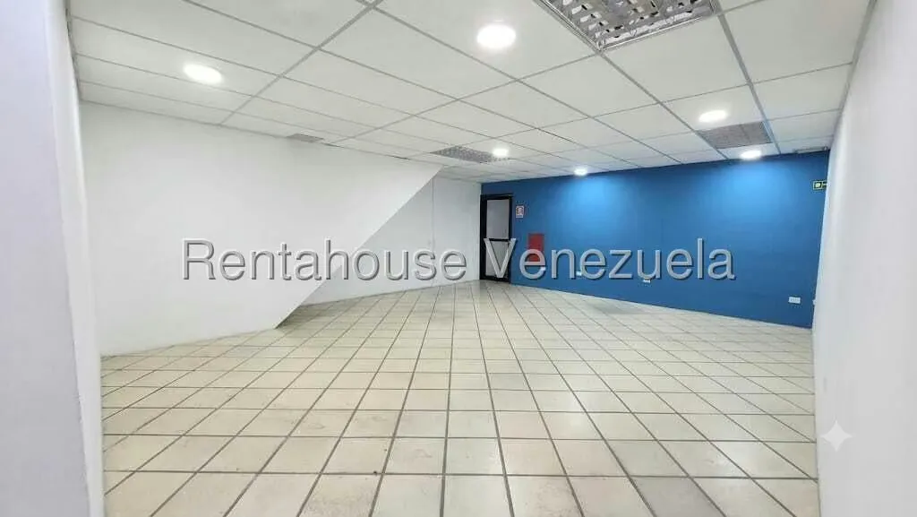 Local Comercial en Venta en Zona Industrial, Carabobo - 4