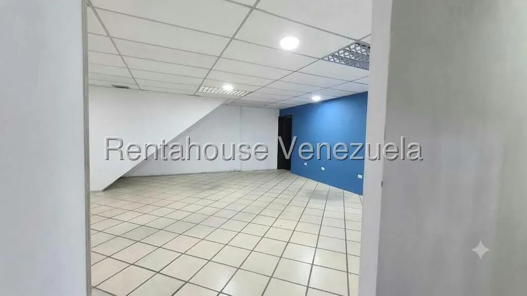 Local Comercial en Venta en Zona Industrial, Carabobo - 6