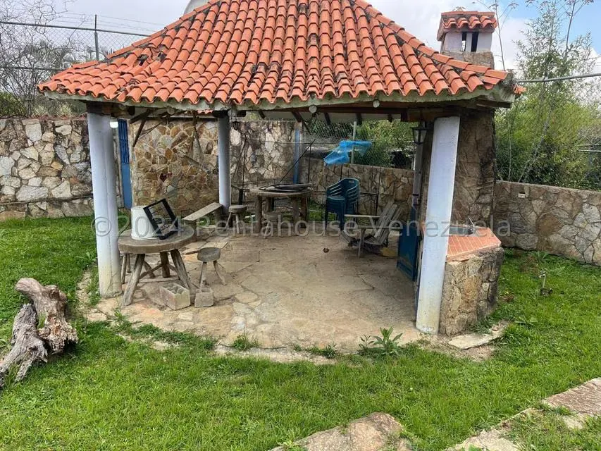 Casa (Casas de Campo) en Venta en La Niebla, Vargas - 39