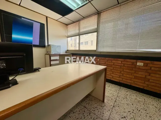 OFICINA EN ALQUILER EN EL EDIFICIO IPPLUZ, AVENIDA DELICIAS - 3