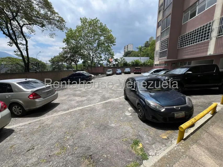 Apartamento (1 Nivel) en Venta en Chuao, Distrito Metropolitano - 17