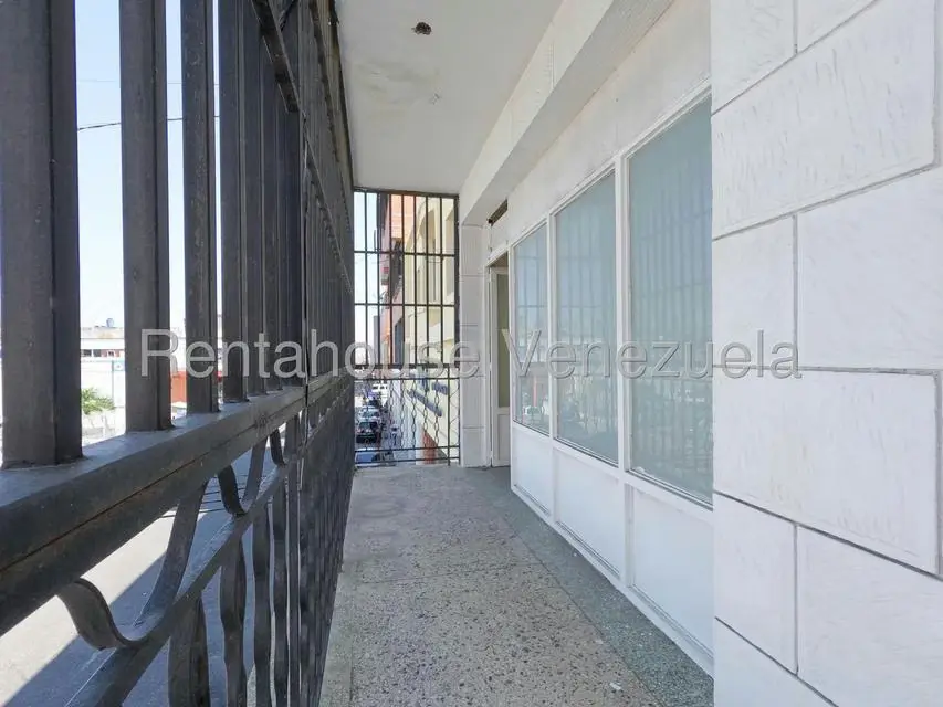 Local Comercial en Alquiler en Centro, Lara - 11