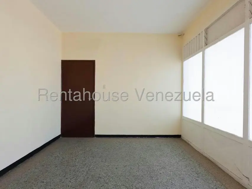 Local Comercial en Alquiler en Centro, Lara - 12