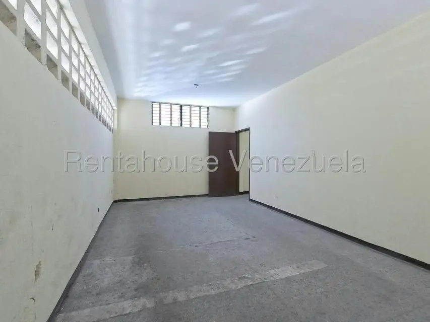Local Comercial en Alquiler en Centro, Lara - 3