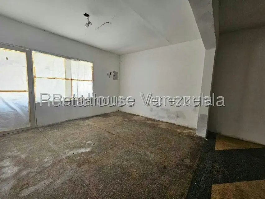 Comercial (Local Comercial) en Alquiler en Centro, Falcon - 2