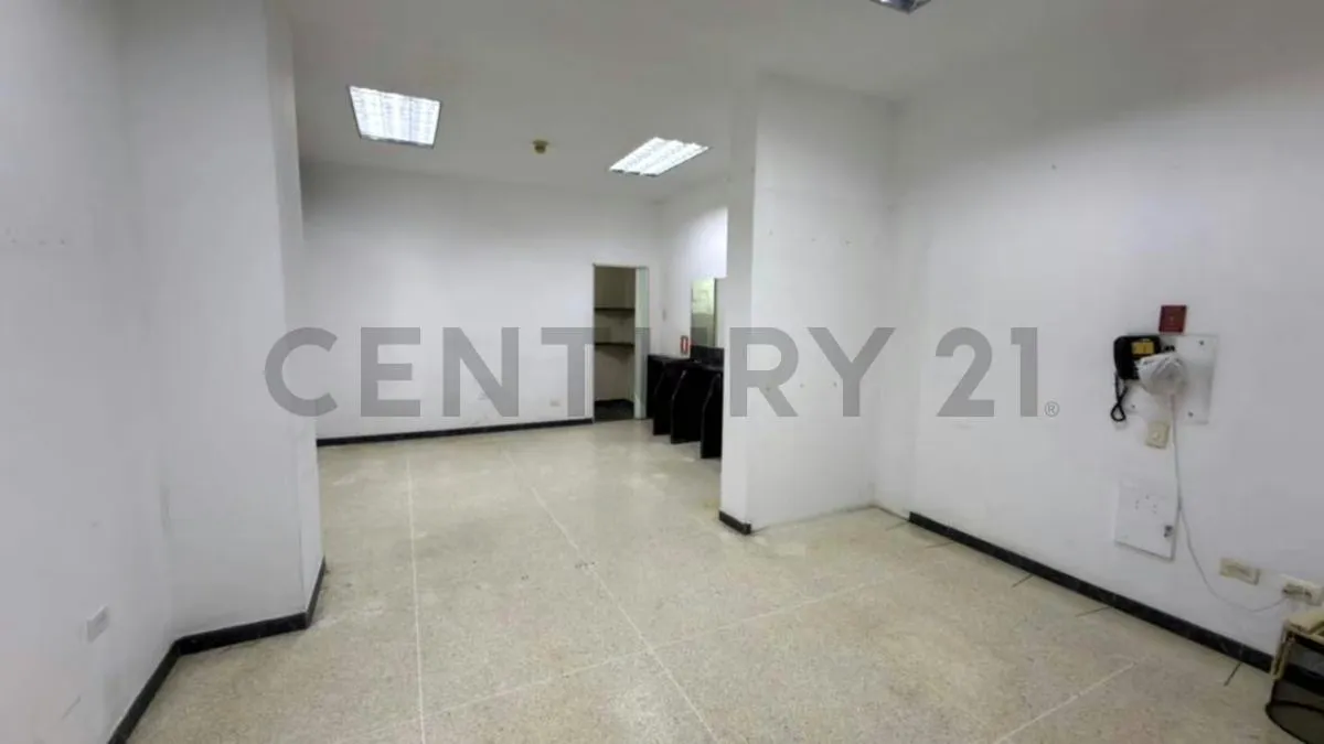 Alquiler Local Comercial Los Palos Grandes - 4
