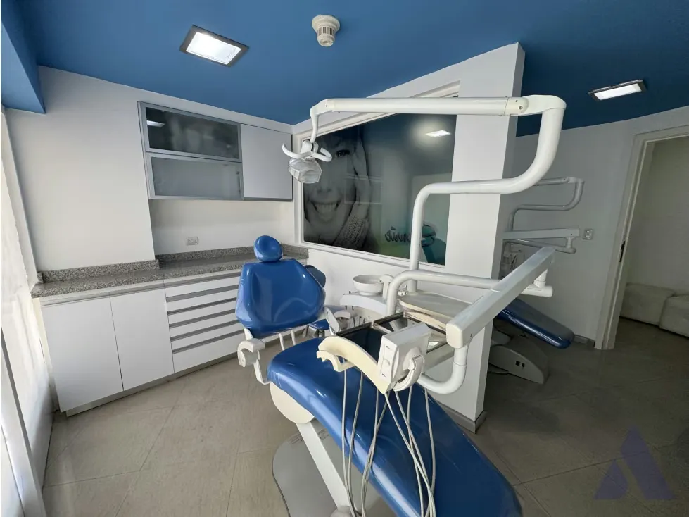 Alquilo consultorio odontológico 6m2 Altamira 2454 - 9